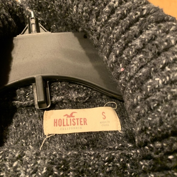 Women’s sweater size small - Picture 3 of 6